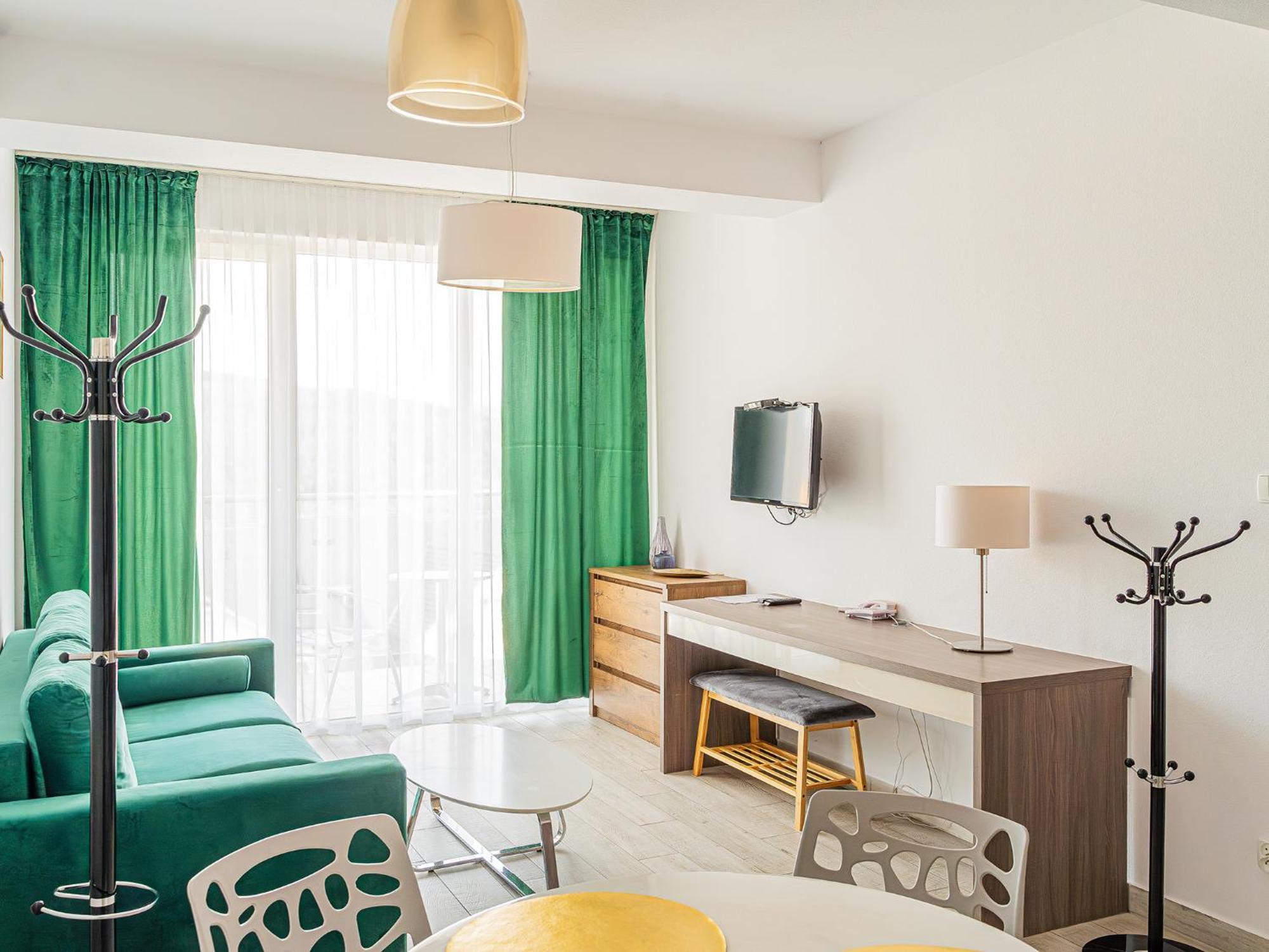 Vacationclub - Bormio Apartament 27 Apartment Шенна Екстериор снимка